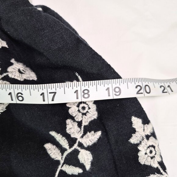 Abercrombie & Fitch Womens Shorts Med Black White Embroidery Floral Boho Linen - Picture 11 of 12